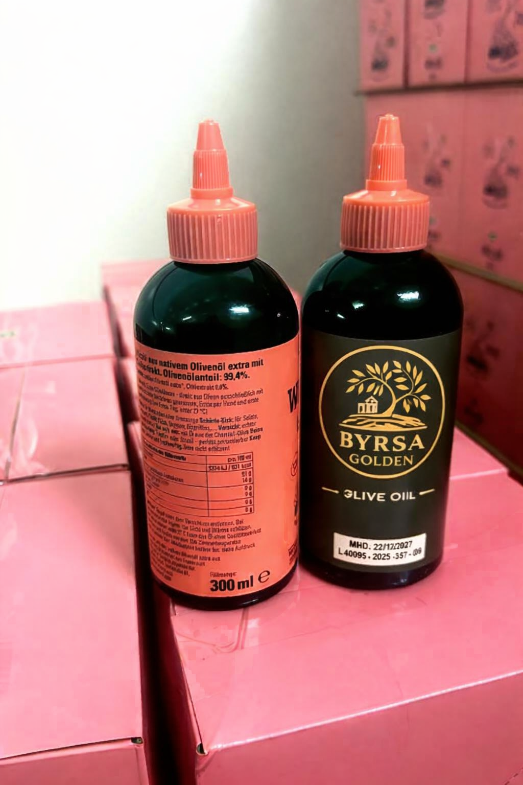 Rich Flavor of Tunisian Olive Oil 300ML Squeeze Bottle